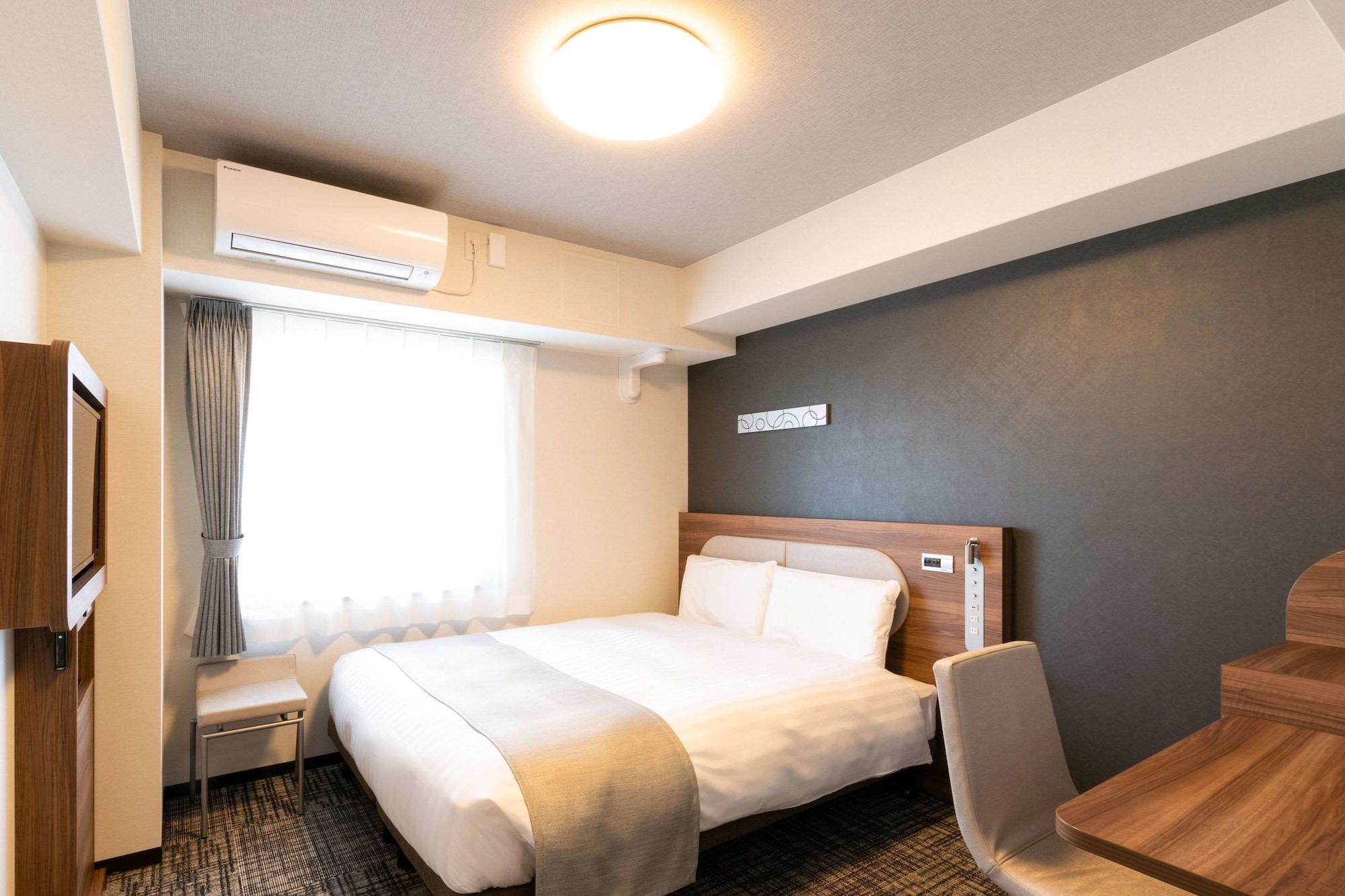 Comfort Hotel Shin-Осака Екстериор снимка