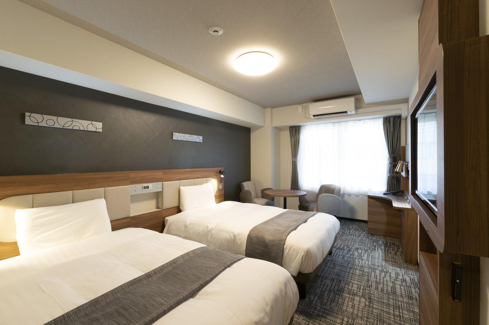 Comfort Hotel Shin-Осака Екстериор снимка