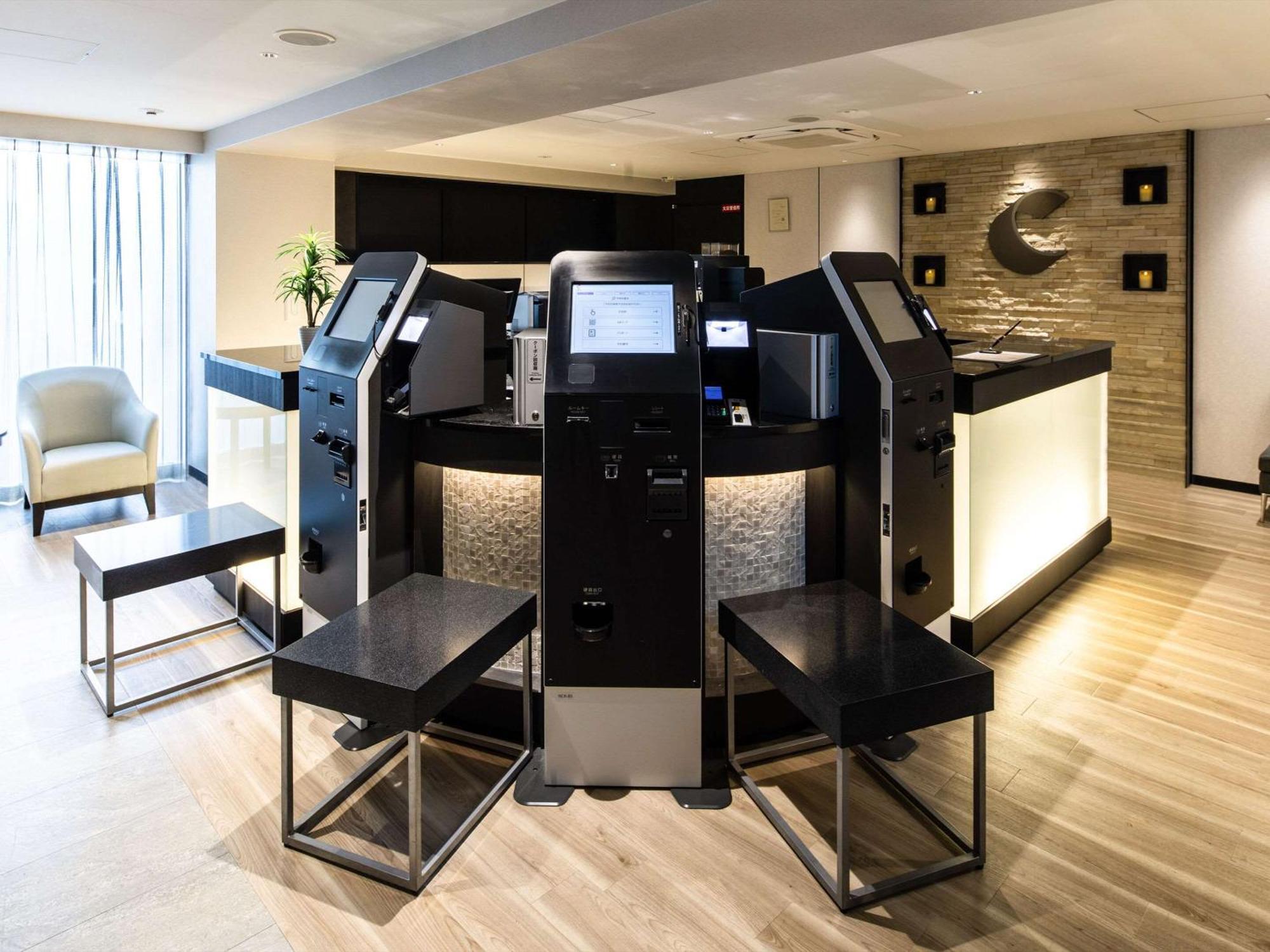Comfort Hotel Shin-Осака Екстериор снимка